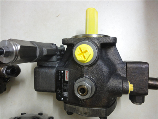 PVQ42-1X/098-068RA15DDMC Rexroth PV series variable vane pump brand new original