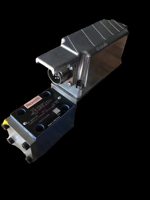 D765-1089-4/S63JOGAEVSXO MOOG خدمتگر واین استاک، کاملا جدید، اصلی وارد شده از ایالات متحده