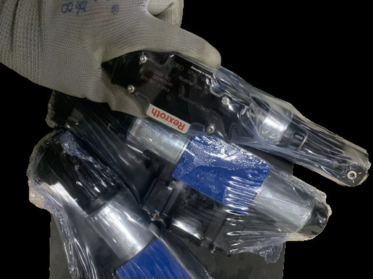R9009200554WRAE10W60-2X/G24N9K31/F1V Rexroth series variable displacement new blade pump