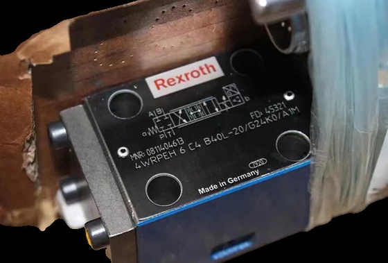 J869-0009A AuthenticGuaranteeBufferAmplifierServoValveMOOGUSA