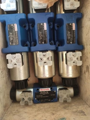 R901108991	4WE6D7X/HG24N9K4/B10 Rexroth   Original  Series  Hydraulic  Valve  Hydraulic  Pump