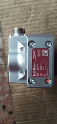 D061-8312 MOOGservovalveinstock,brandnew,originalimportedfromtheUnitedStates