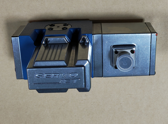 D661-4443C/1156-421G45J0AA6VSX2HA AuthenticGuaranteeBufferAmplifierServoValveMOOGUSA