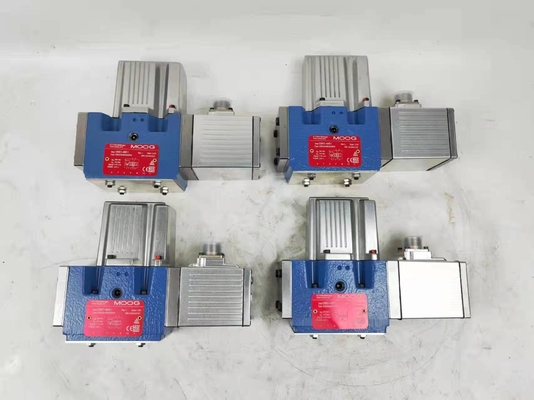 D633-473B AuthenticGuaranteeBufferAmplifierServoValveMOOGUSA
